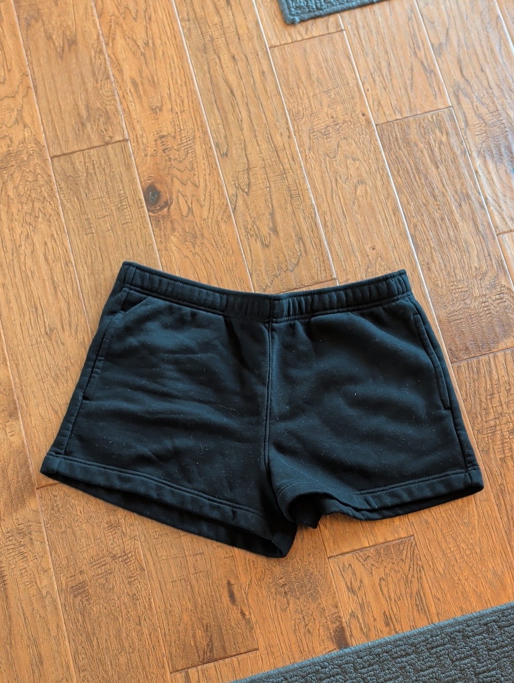 AE Everyday Luxe Sweat Short